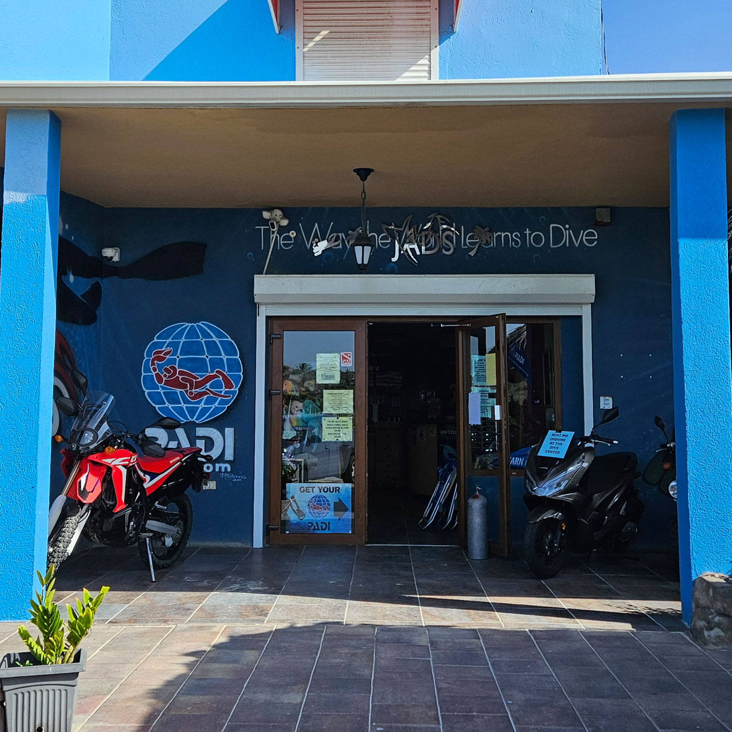 JADS-Dive-Shop